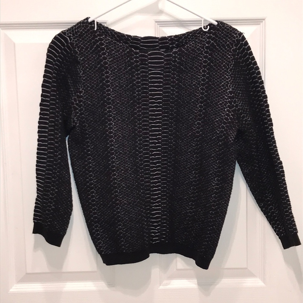Worthington sweater. Excellent condition